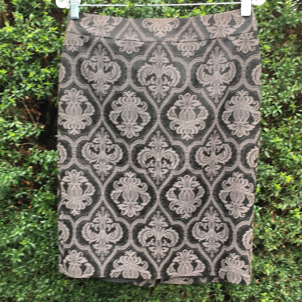 Pencil skirt